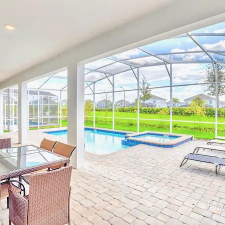 Stunning 8Br Home With Bbq Pool And Theater
